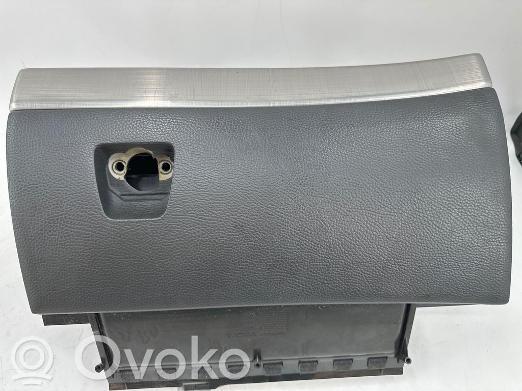 Volvo XC90 Daiktadėžė 