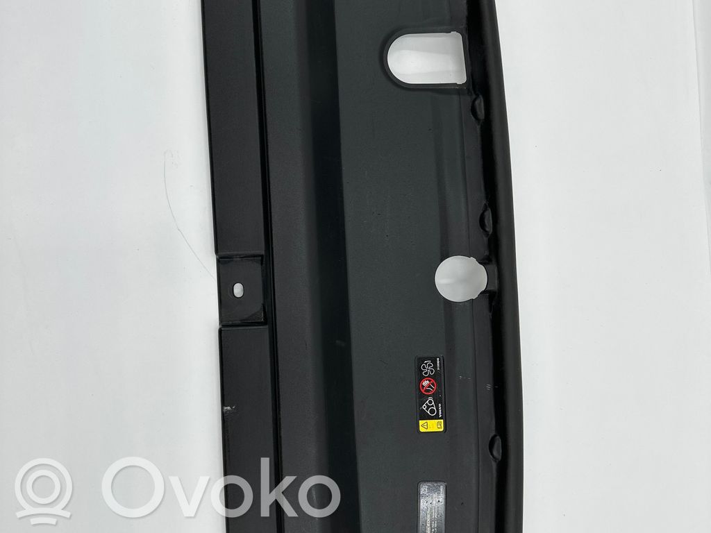Volvo S90, V90 Radiatoru dekoratīvā apdare 