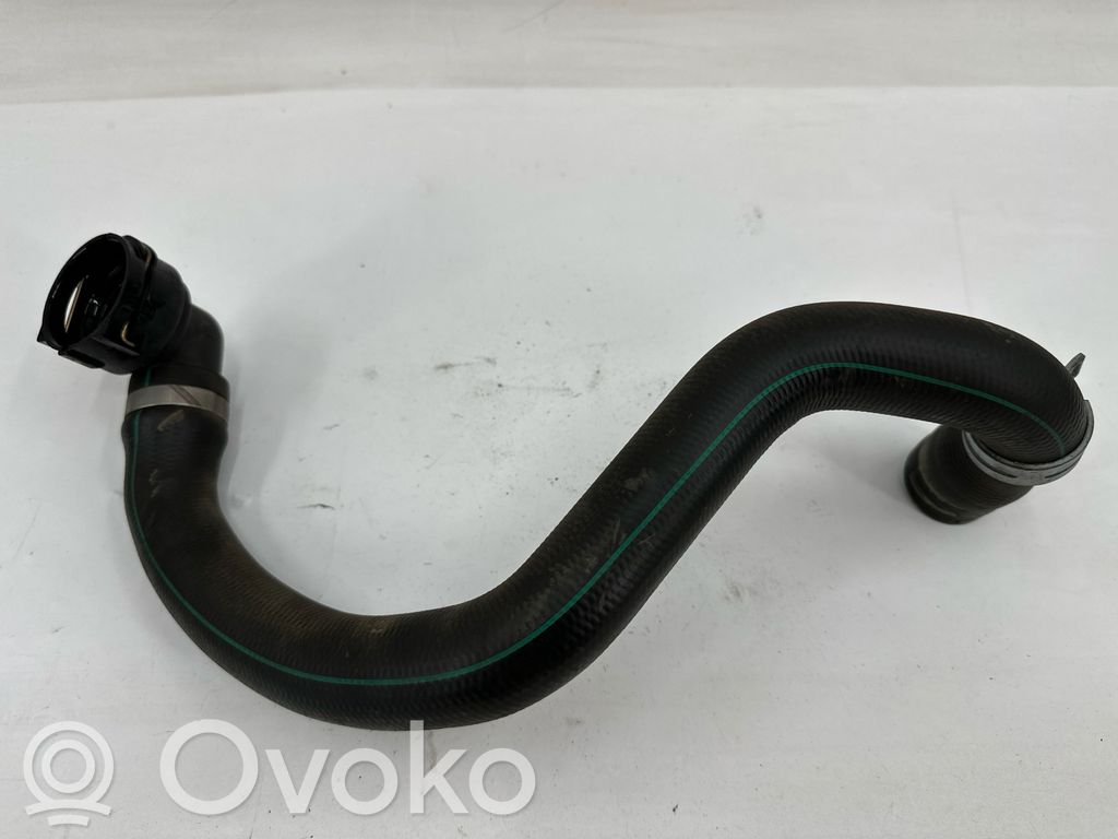 Volvo V40 Engine coolant pipe/hose 