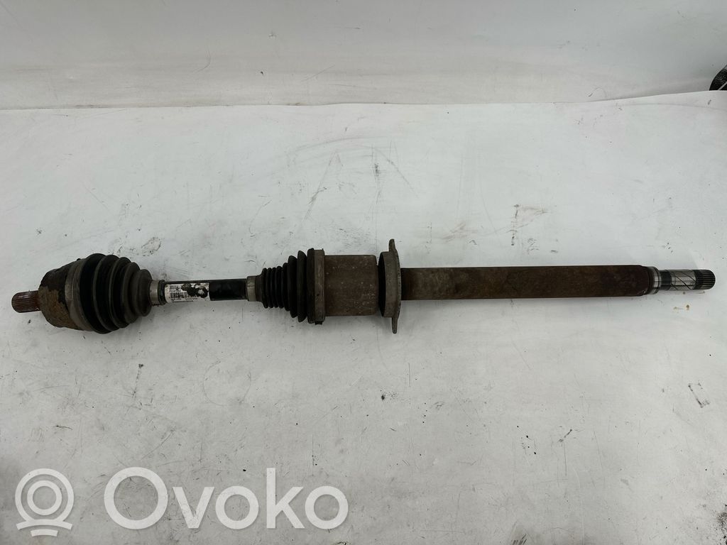 Volvo V40 Priekinis pusašis 