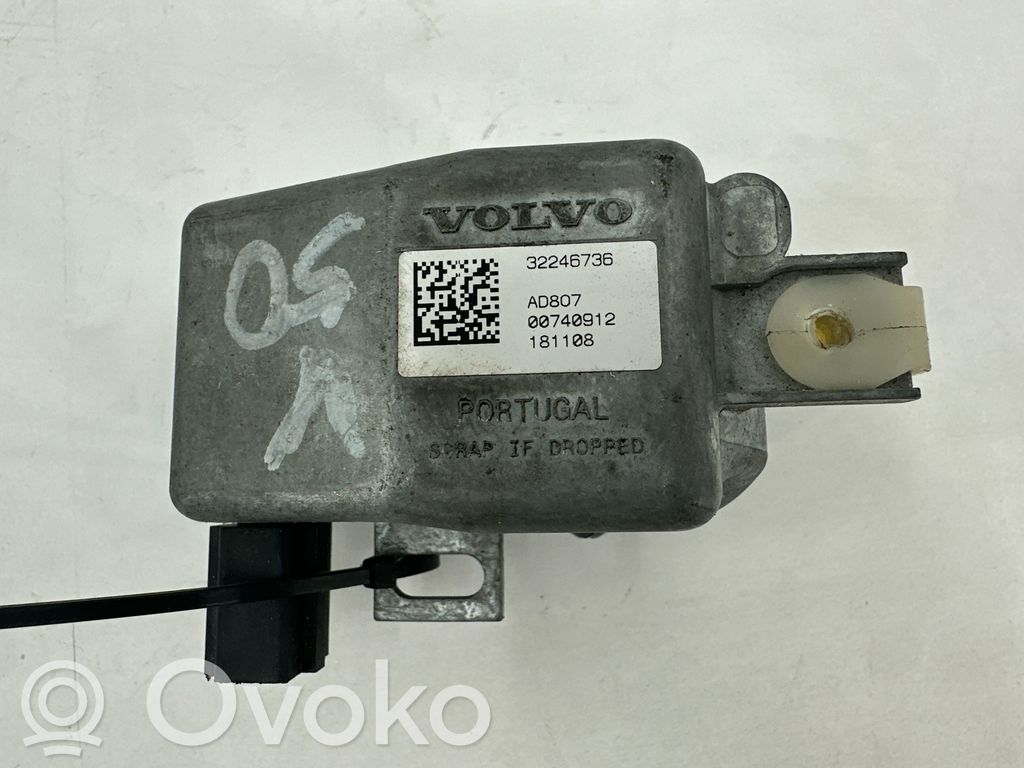 Volvo V50 Steering wheel lock 