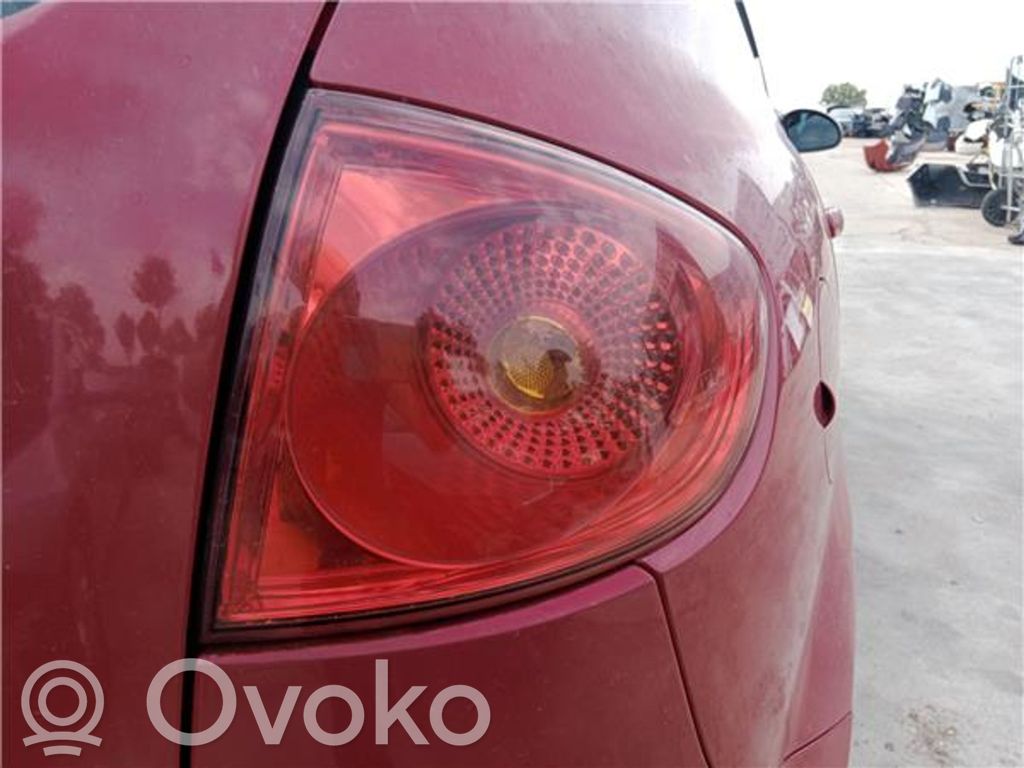 Lámpara de faros/luces traseros   BKD,5P0945096