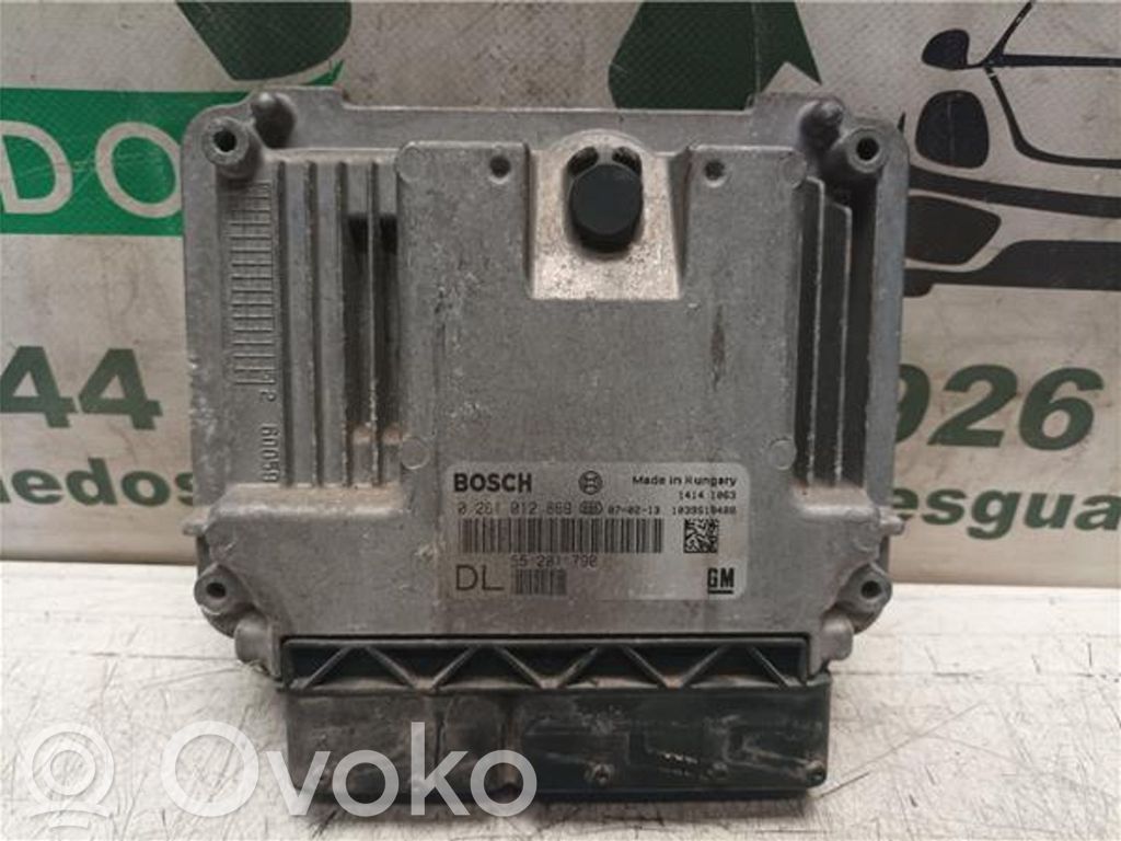 Opel Vectra C Engine control unit/module ECU 