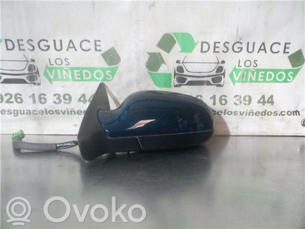 Volvo V70 Oglindă exterioară manuală 