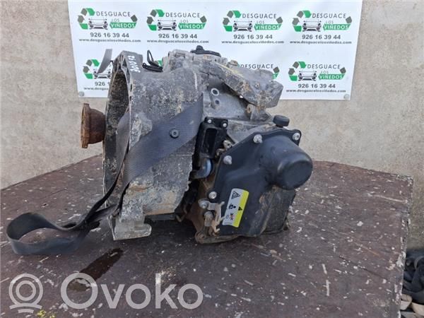 Volkswagen Golf V Automatyczna skrzynia biegów 