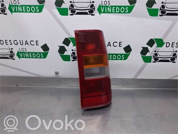 Lámpara de faros/luces traseros