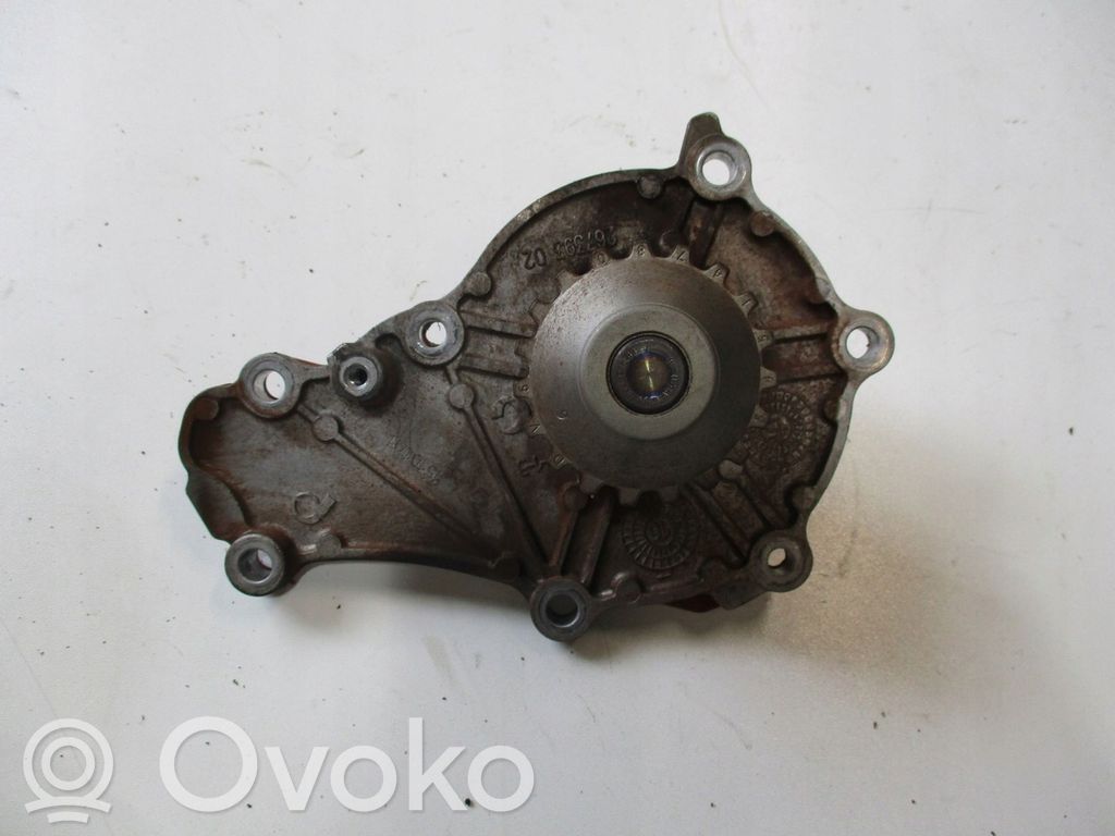Ford Mondeo MK V Vandens pompa 