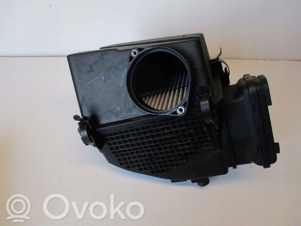 Air filter box