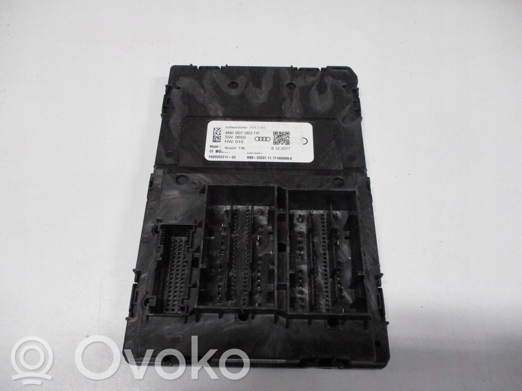 Audi A4 S4 B9 BSM Control unit 