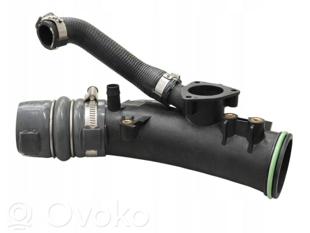 Mercedes-Benz  CLE C236 Wąż / Rura intercoolera 