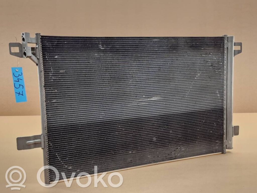 Volkswagen Caddy Radiator răcire A/C (condensor) 
