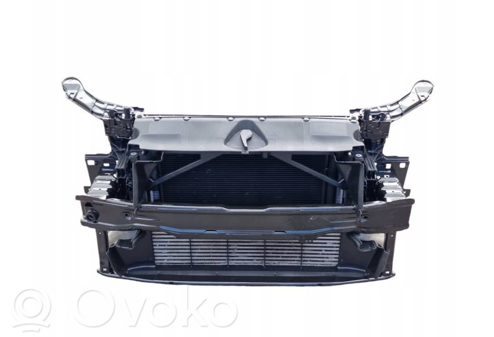 Audi A3 8Y Pas przedni 
