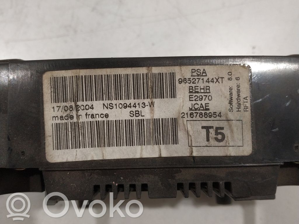 Peugeot 307 Climate control unit 