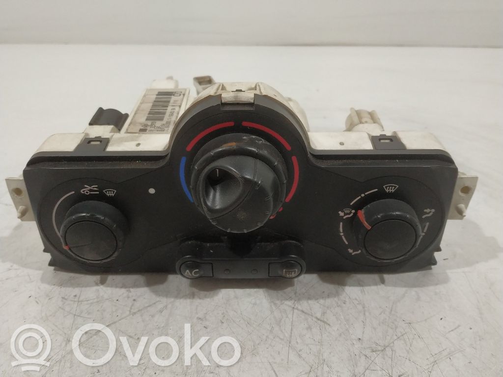 Renault Megane II Climate control unit 