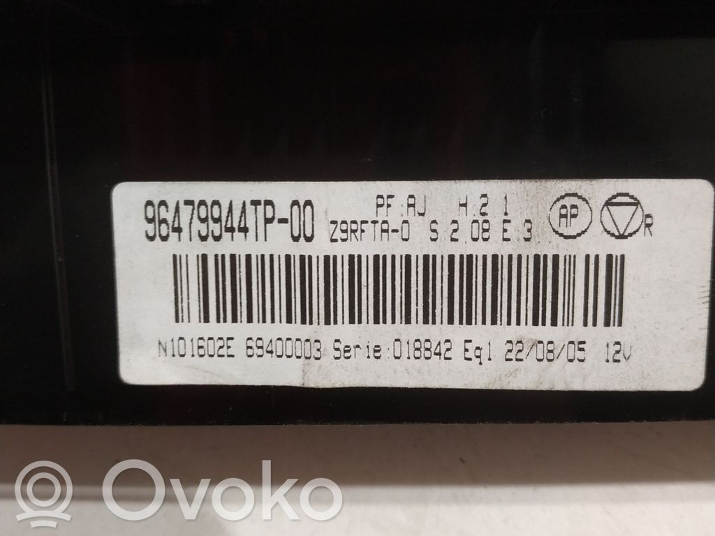 Peugeot 607 Climate control unit 