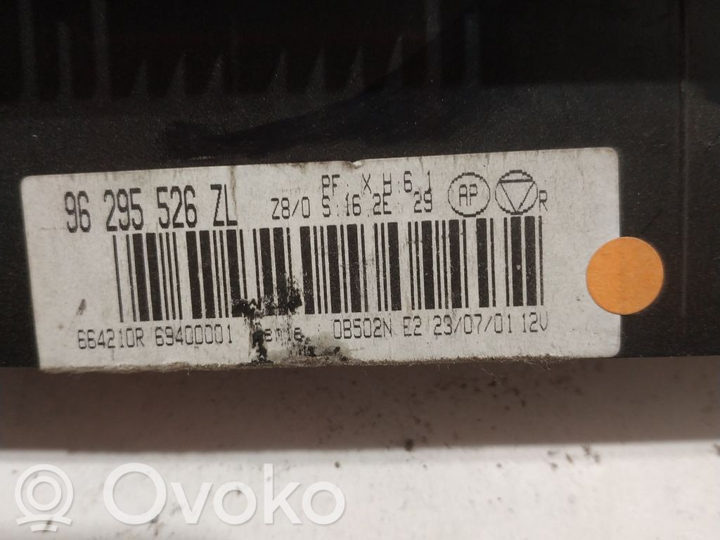 Peugeot 607 Climate control unit 