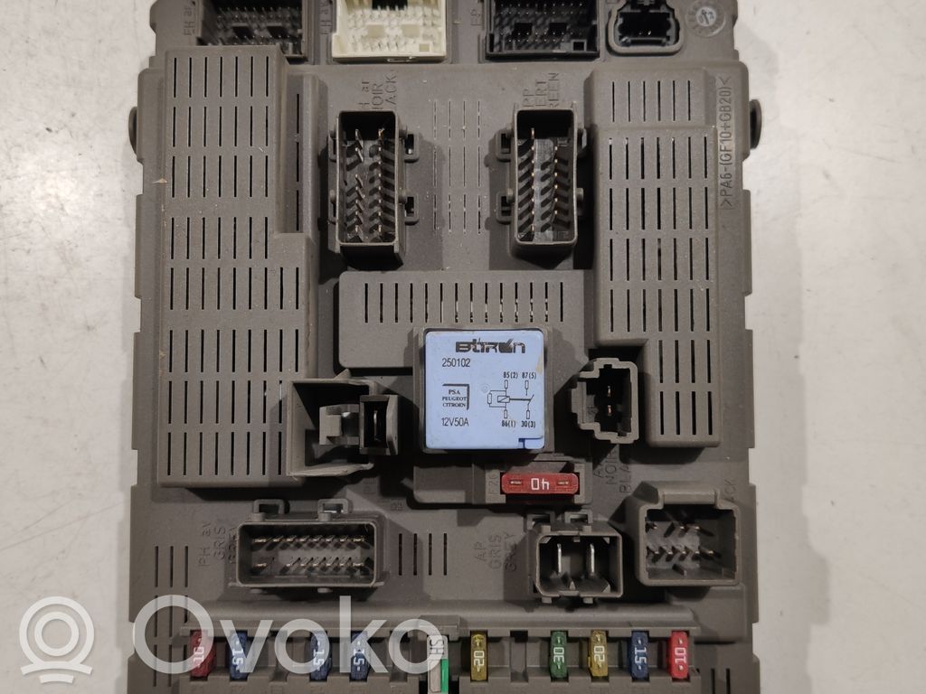 Peugeot 807 Comfort/convenience module 