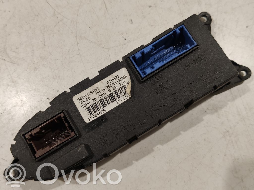 Peugeot 607 Door control unit/module 