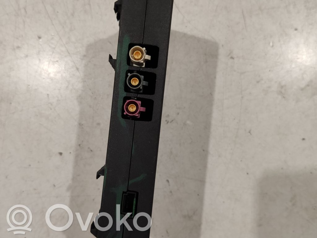Peugeot 607 Antenos stiprintuvas 