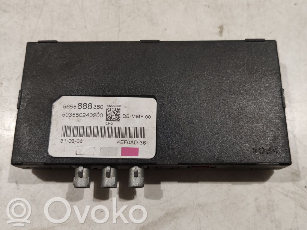 Peugeot 607 Aerial antenna amplifier 