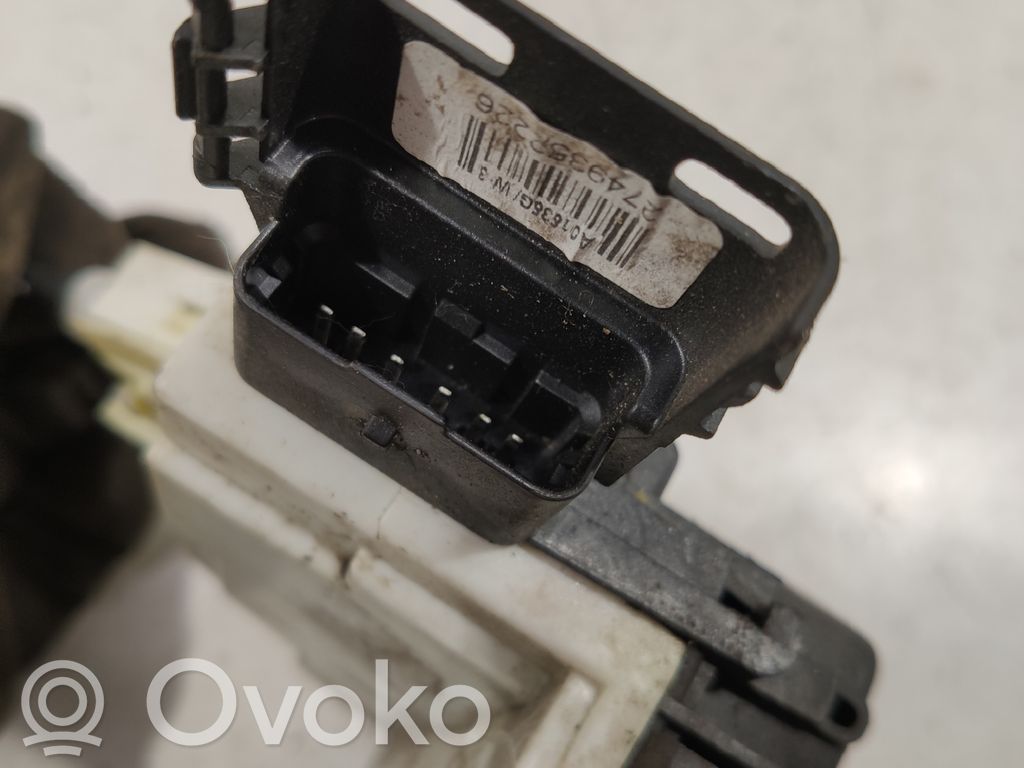 Citroen C5 Front door lock 