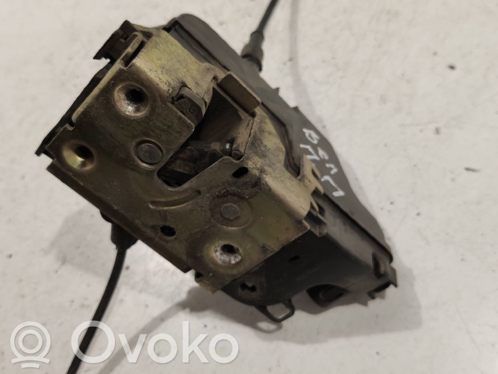 Renault Vel Satis Zamek drzwi przednich 