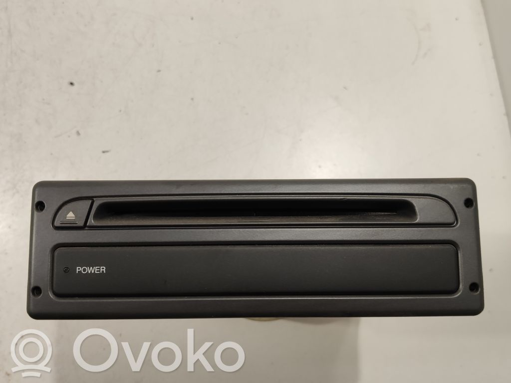 Peugeot 607 Radio/CD/DVD/GPS head unit 