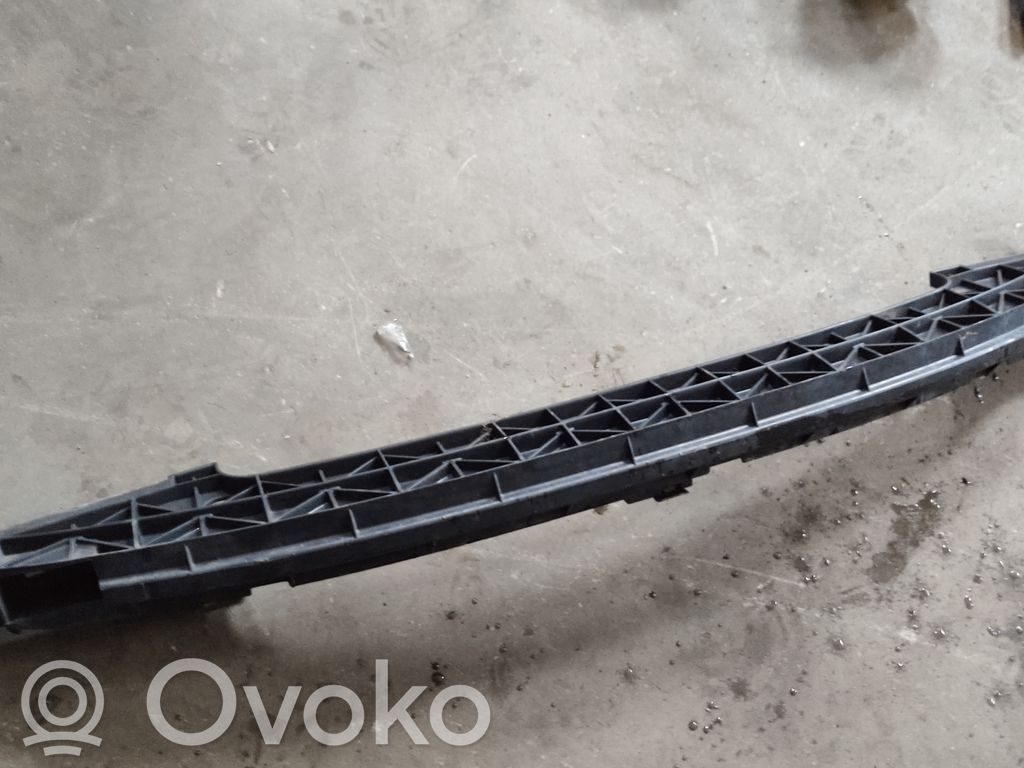 Peugeot 206 Priekšpusē bampera sastiprinājums 