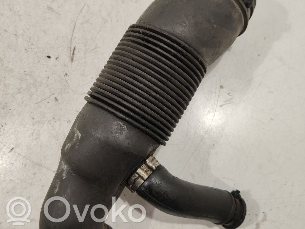 Rura / Wąż dolotowy powietrza   1S719C623CF