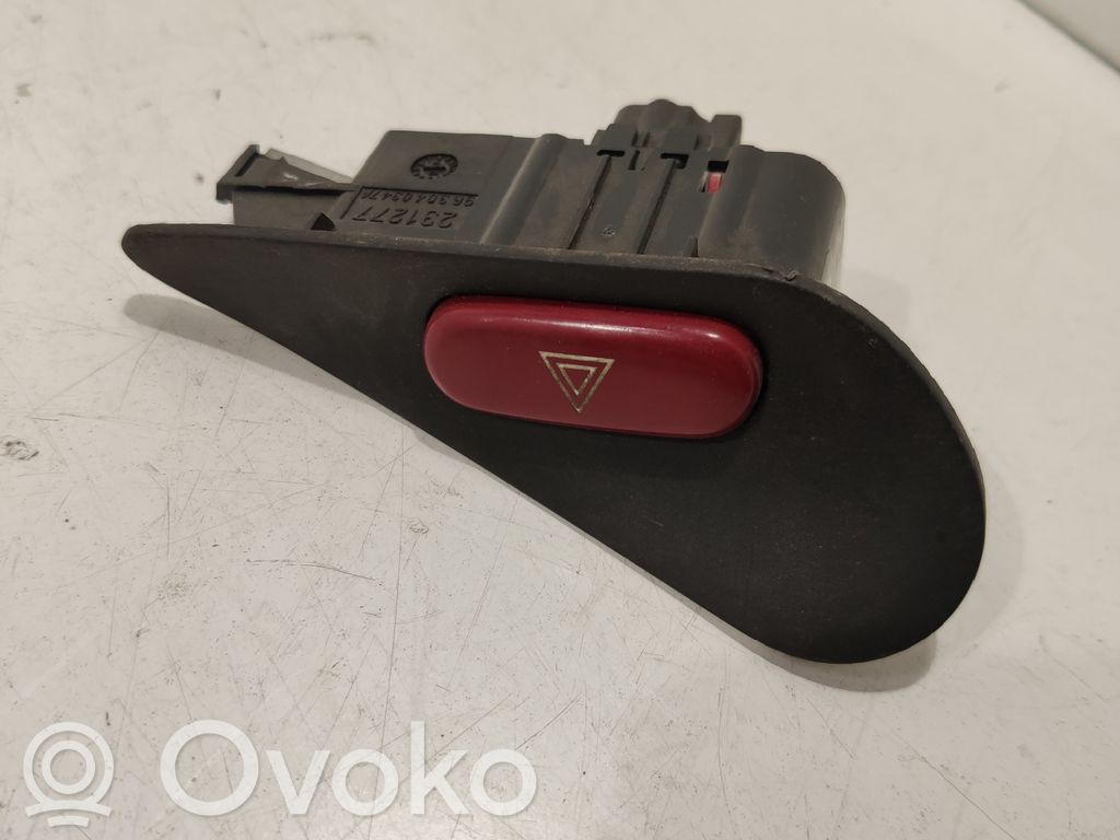 Peugeot 406 Hazard light switch 