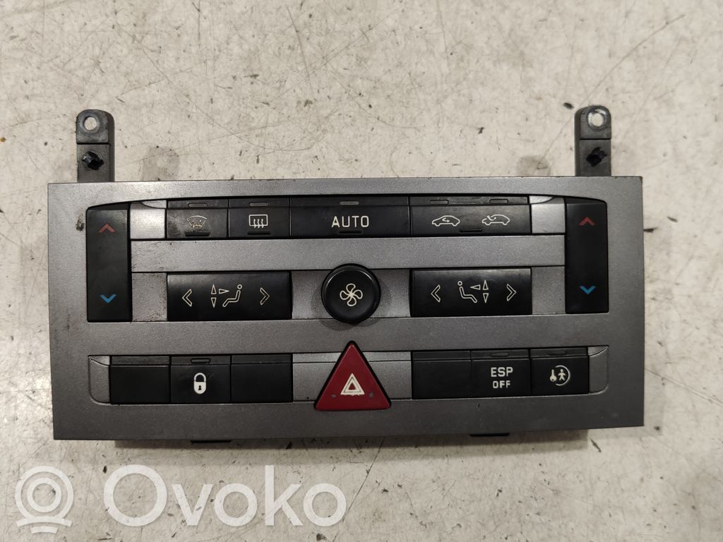 Peugeot 407 Climate control unit 
