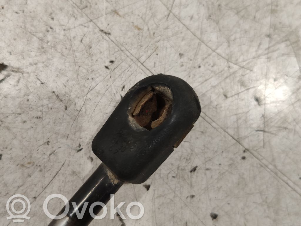 Renault Megane II Tailgate/trunk strut/damper 