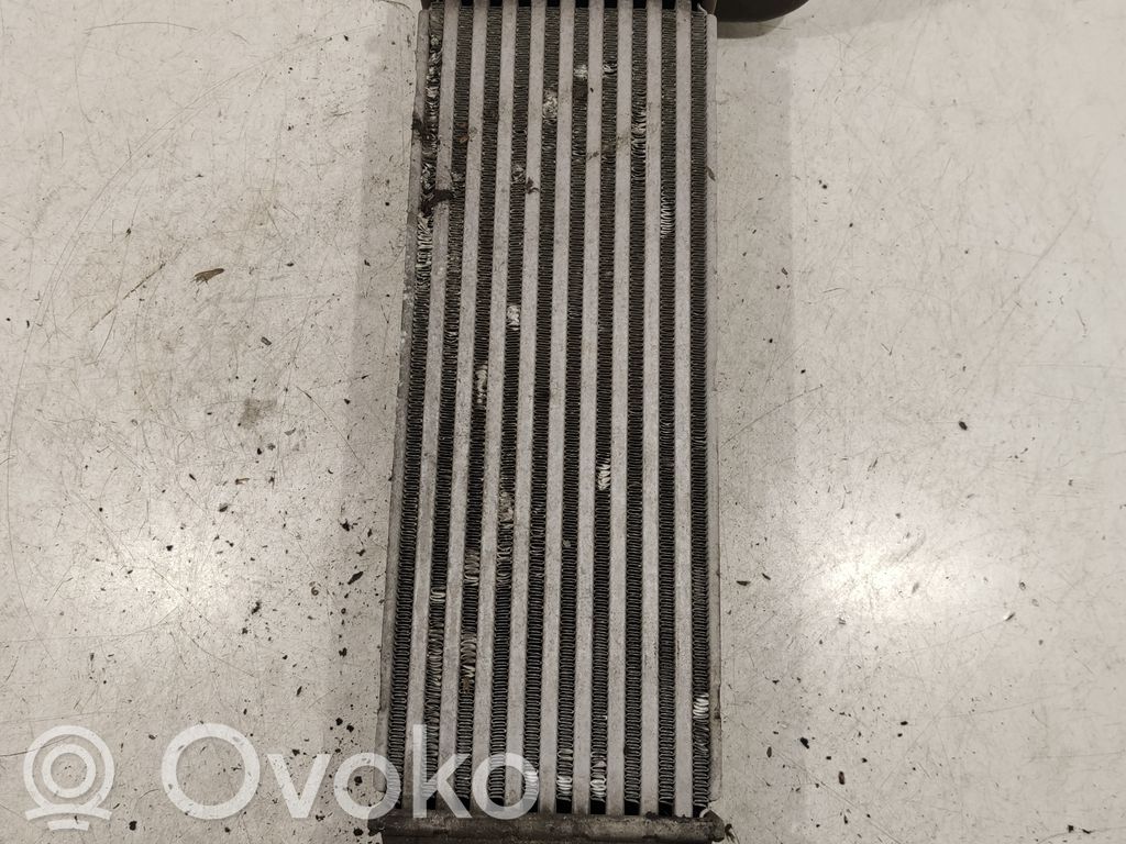 Citroen C8 Interkūlerio radiatorius 