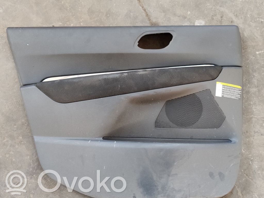 Peugeot 5008 Boczki / Poszycie drzwi przednich 