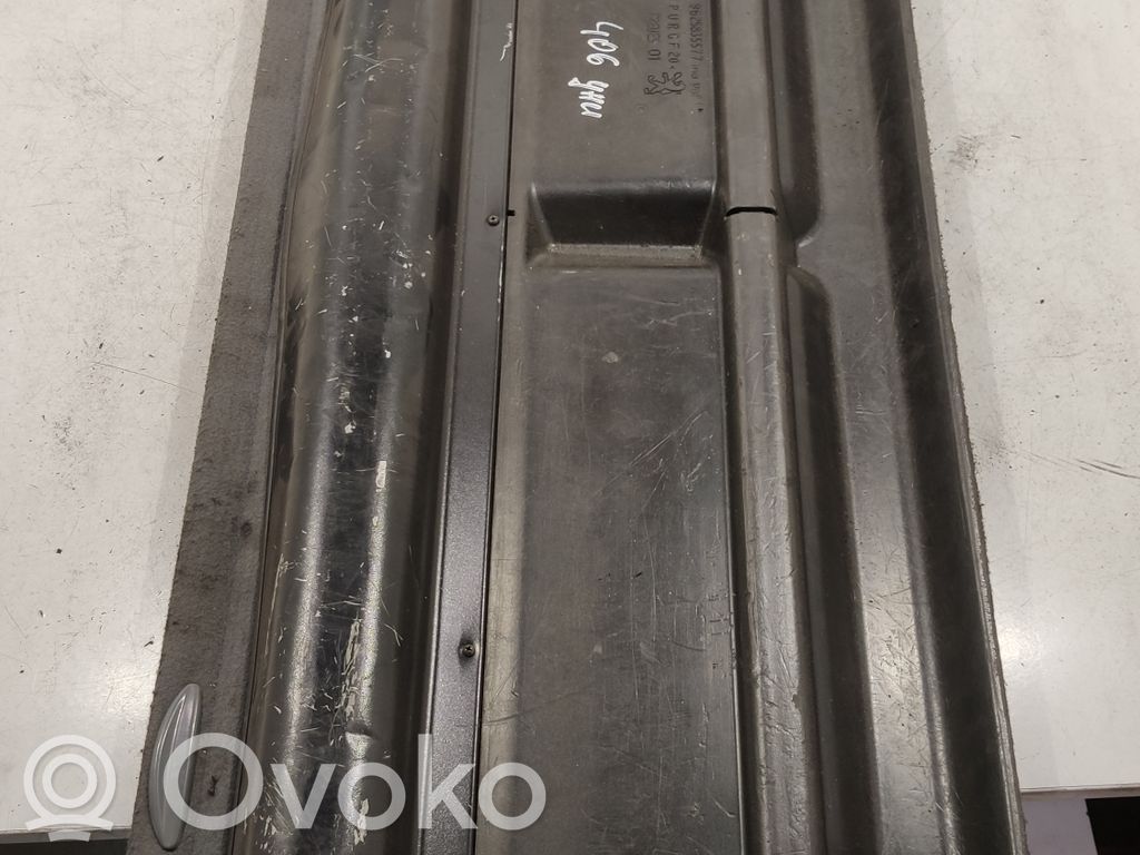 Peugeot 406 Vararenkaan suoja 
