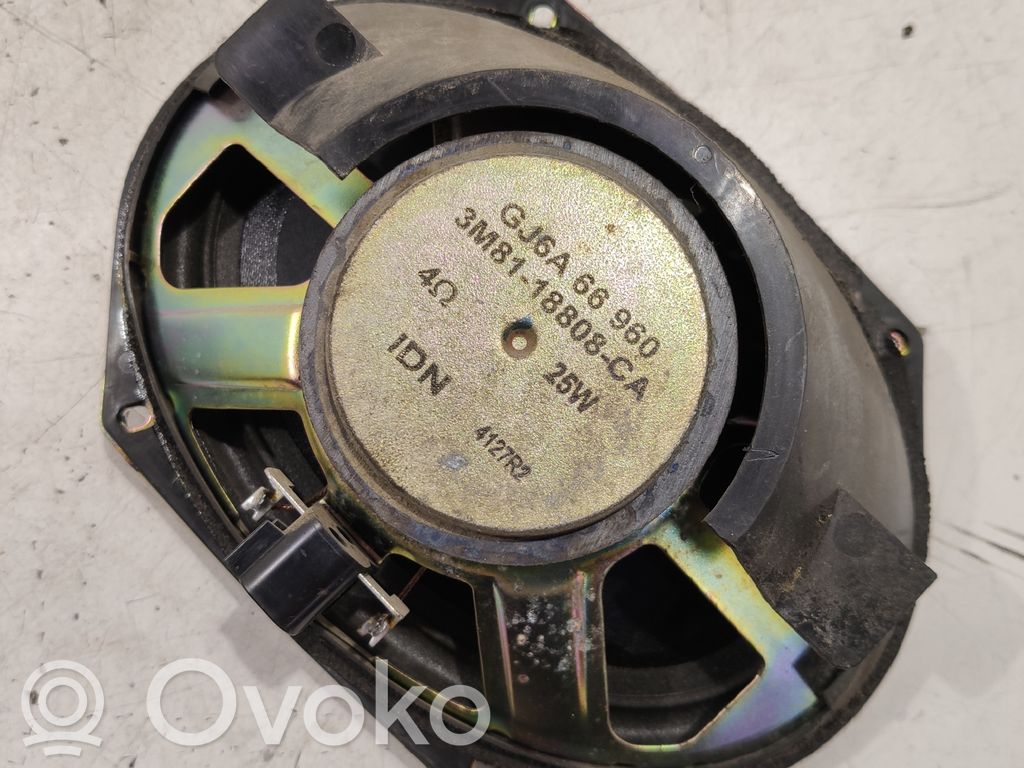 Mazda 3 I Etuoven kaiutin 