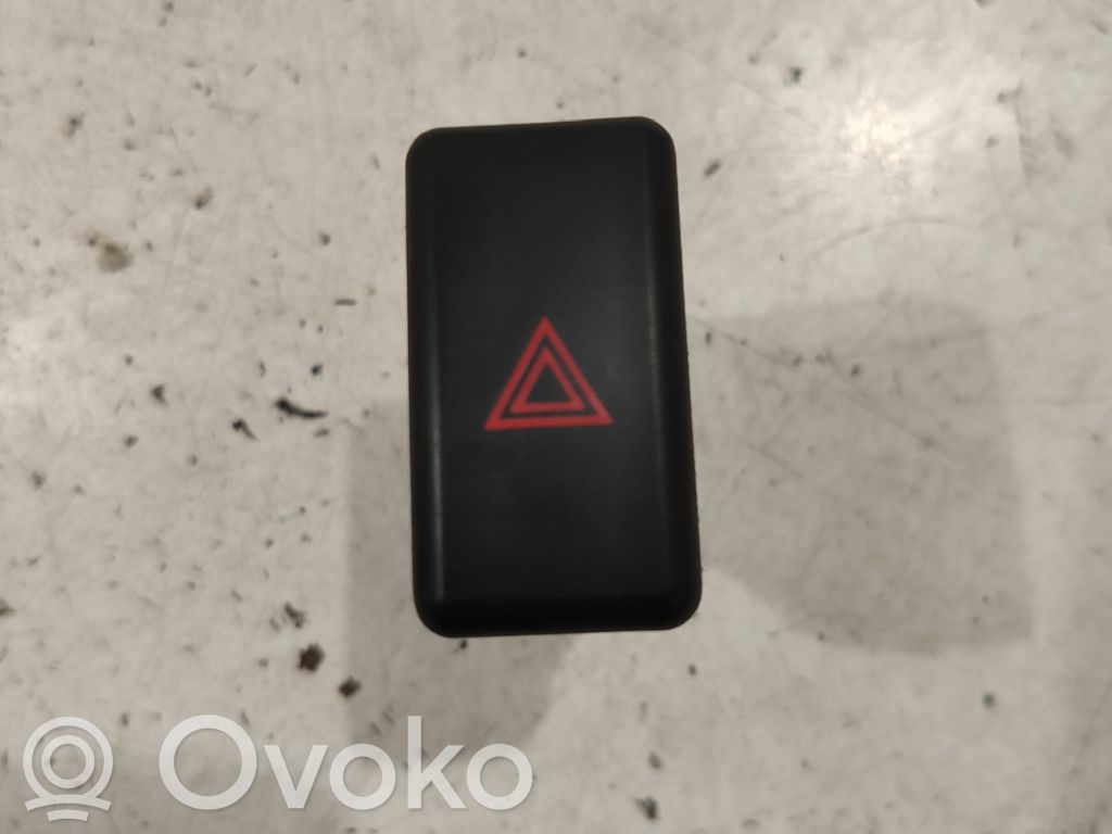 Mazda 3 I Hazard light switch 