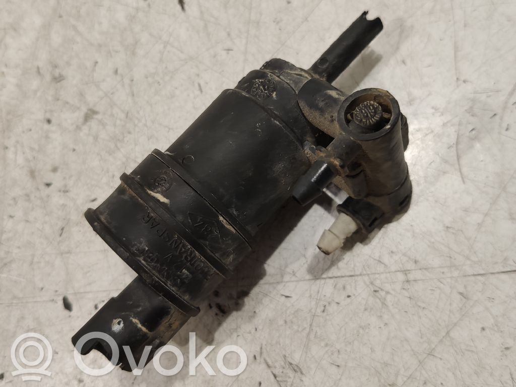 Renault Scenic I Windscreen/windshield washer pump 