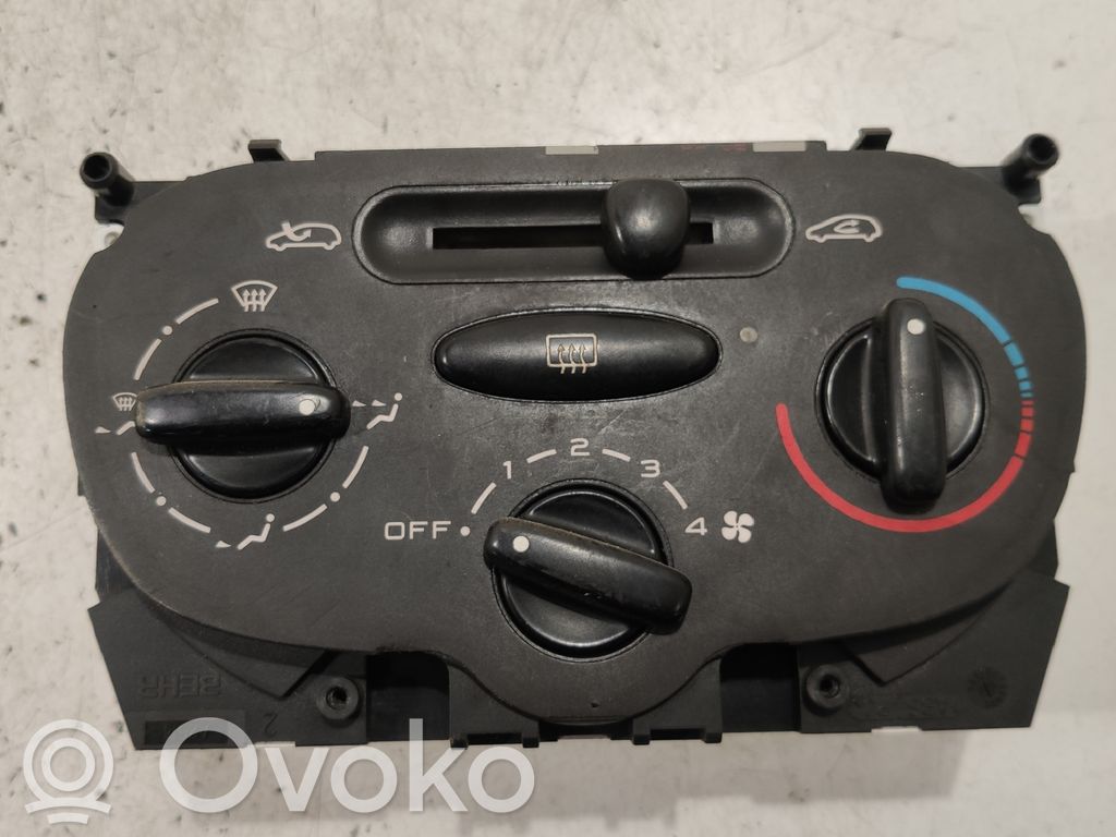 Peugeot 206 Climate control unit 