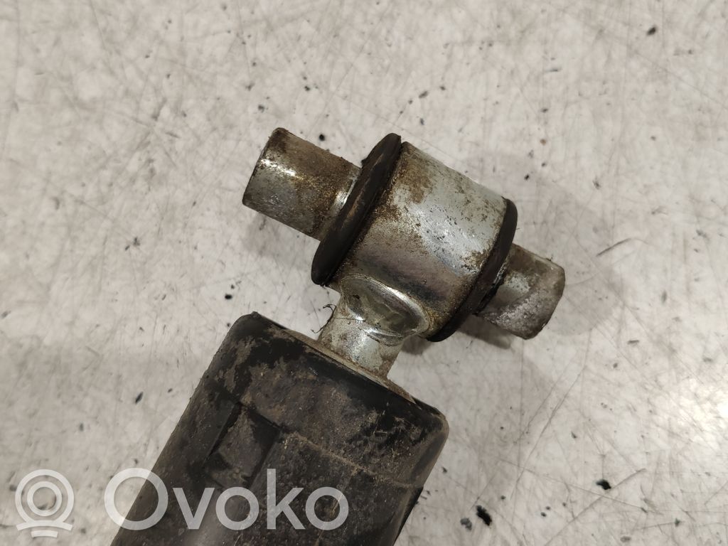 Takaiskunvaimennin   27M50A