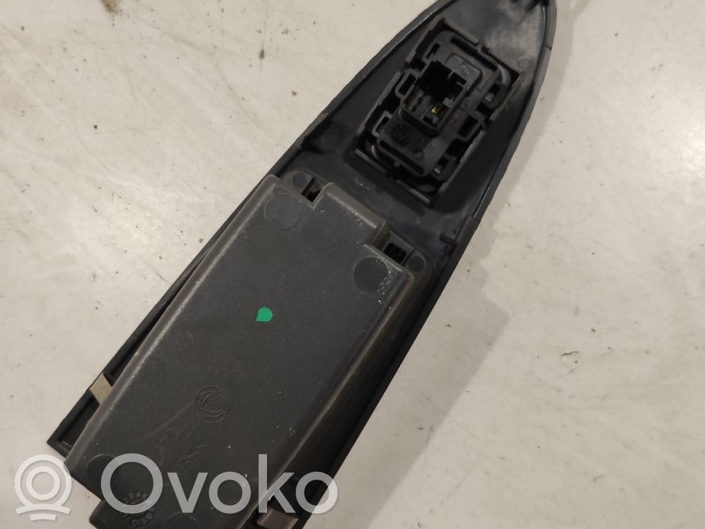 Fiat Croma Electric window control switch 