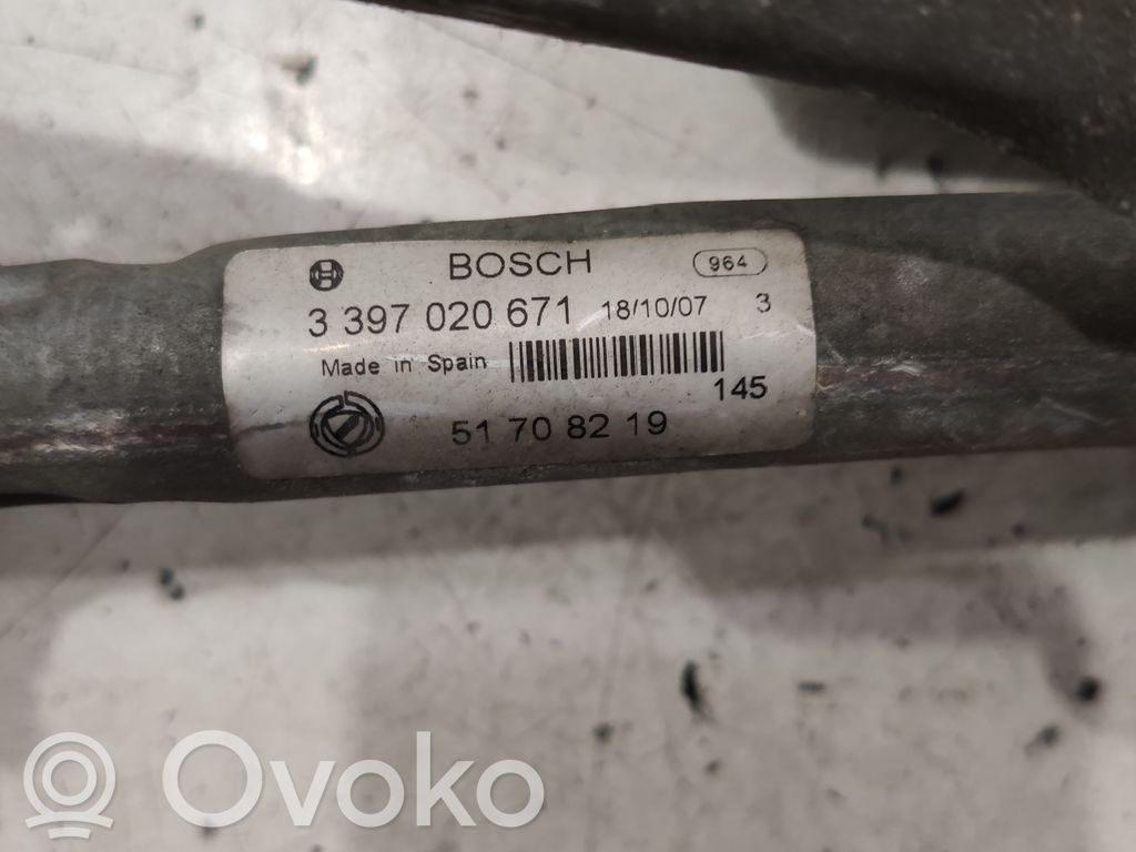 Fiat Croma Wischergestänge Wischermotor vorne 
