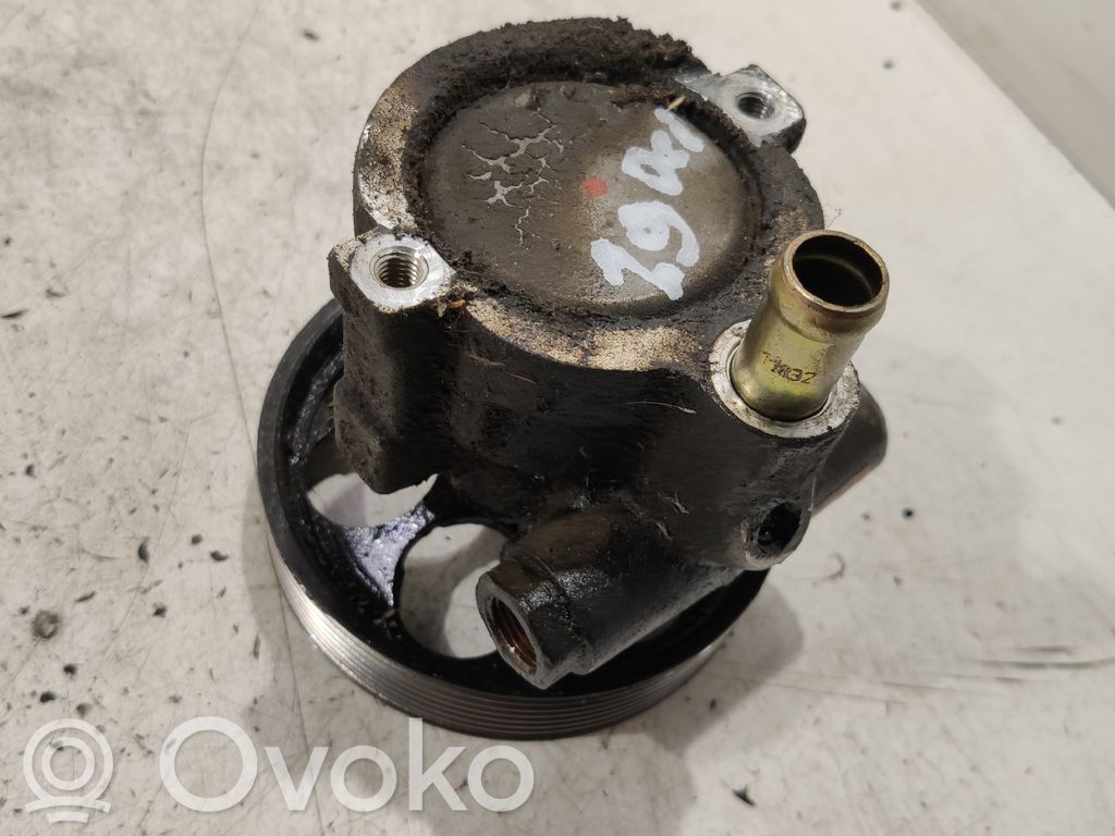 Renault Espace -  Grand espace IV Power steering pump 