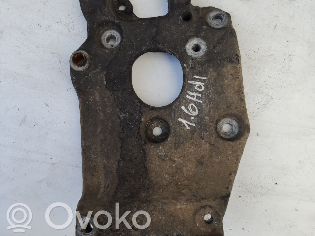 Peugeot 307 A/C compressor mount bracket 