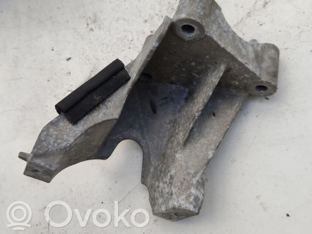 Peugeot 307 Fuel filter bracket/mount holder 