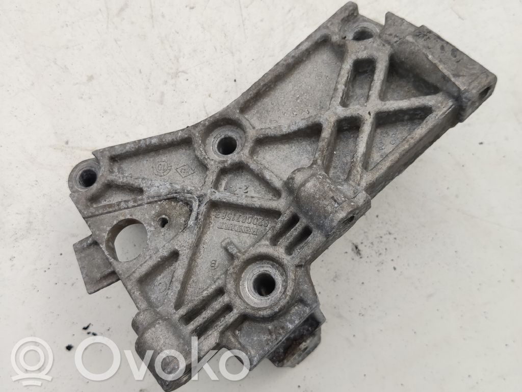 Renault Megane III Engine mounting bracket 