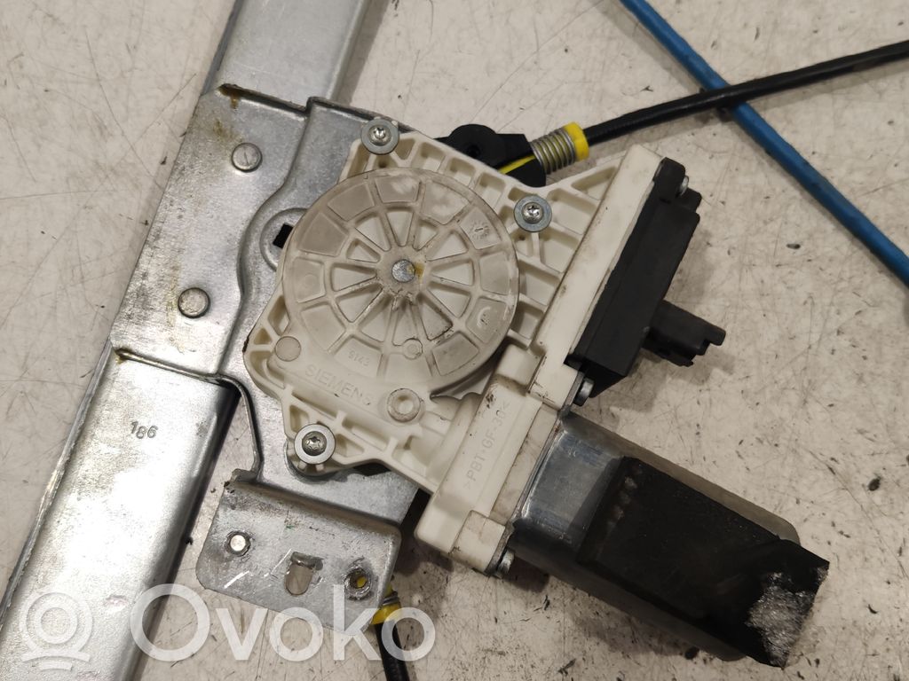 Citroen C2 Front door window regulator with motor 