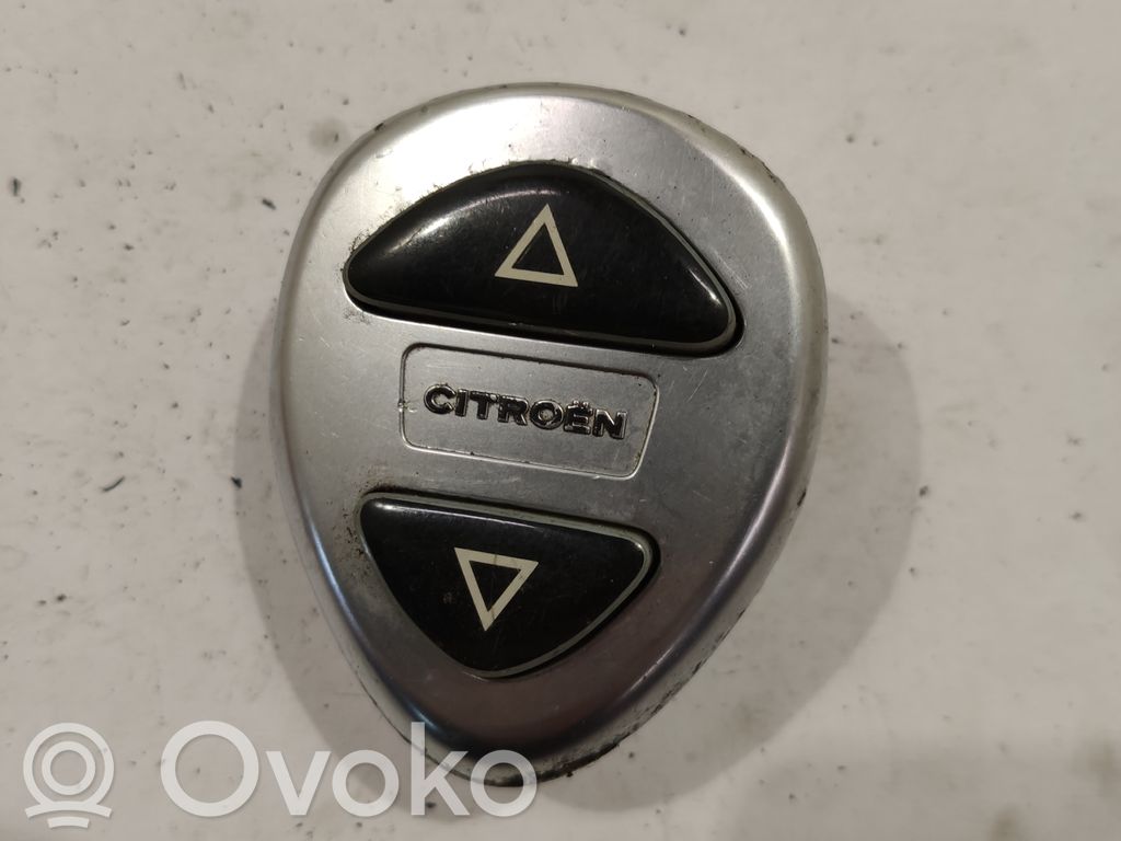 Citroen C5 Suspension ride height/mode switch 