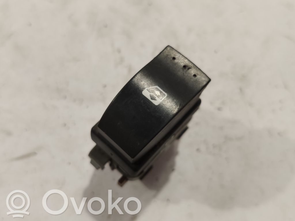 Renault Laguna II Electric window control switch 