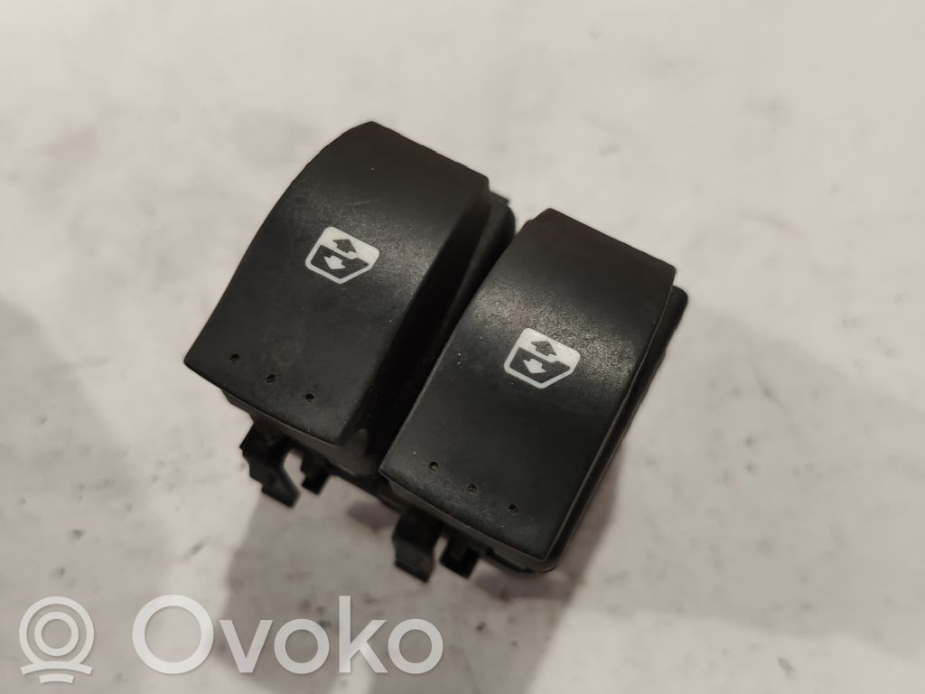 Renault Vel Satis Electric window control switch 